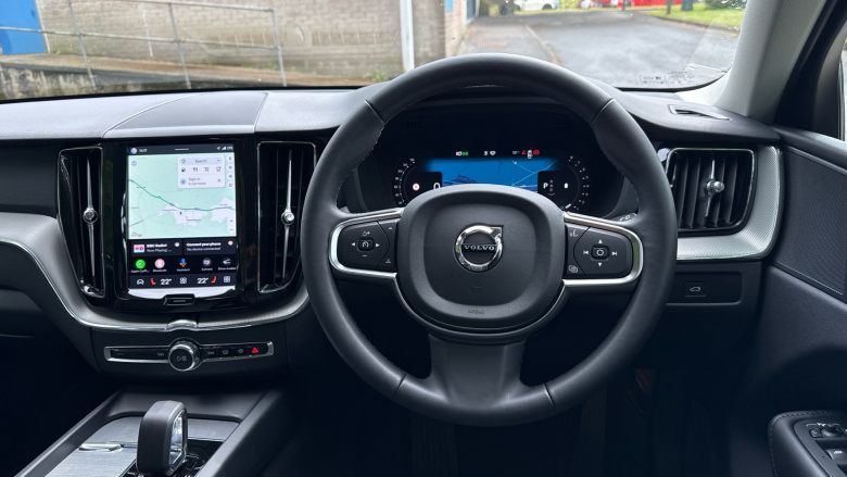 Volvo XC60 2.0 B5P Core 5dr AWD Geartronic Petrol Estate